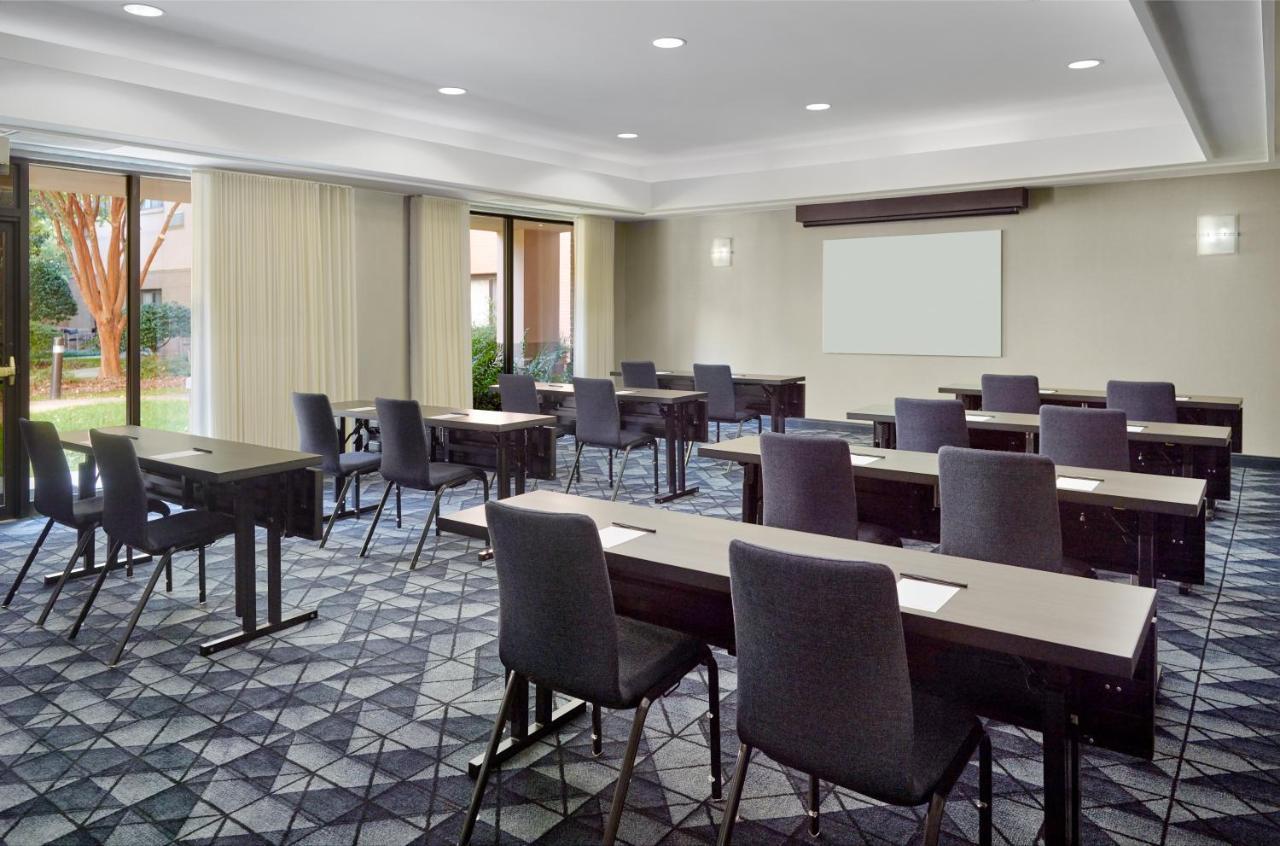 Courtyard By Marriott Atlanta Alpharetta Exterior foto