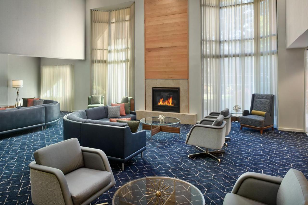 Courtyard By Marriott Atlanta Alpharetta Exterior foto