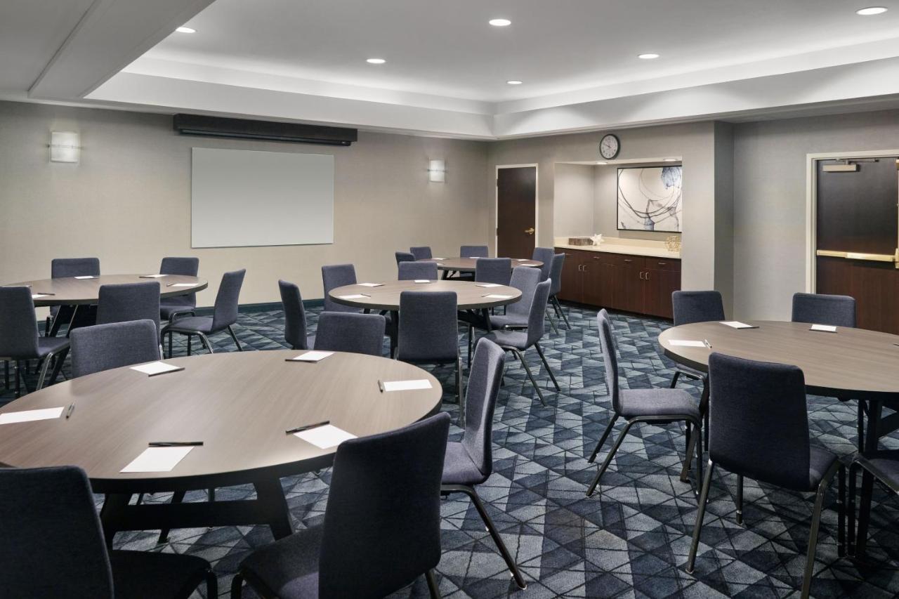 Courtyard By Marriott Atlanta Alpharetta Exterior foto