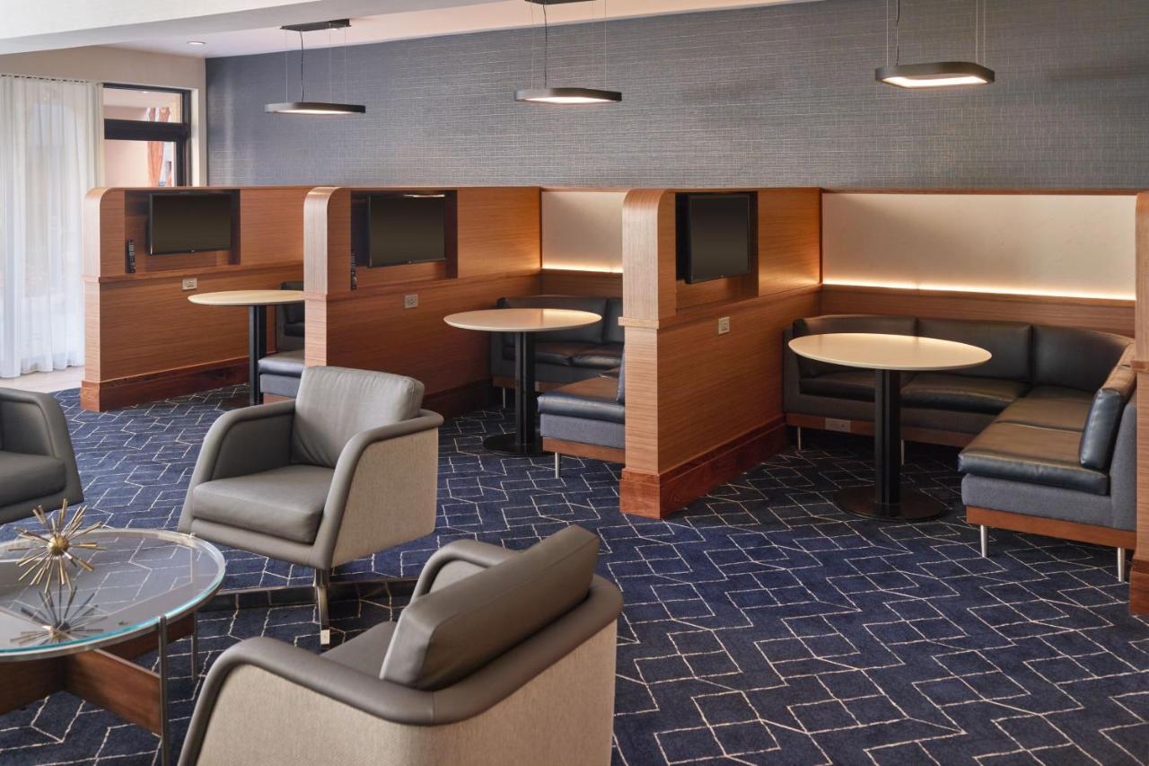 Courtyard By Marriott Atlanta Alpharetta Exterior foto