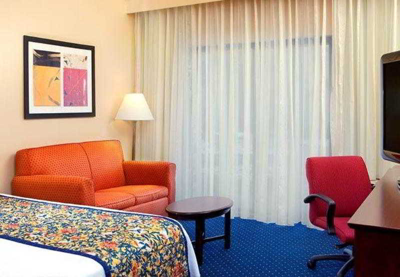 Courtyard By Marriott Atlanta Alpharetta Exterior foto
