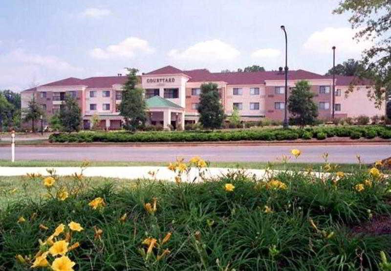 Courtyard By Marriott Atlanta Alpharetta Exterior foto